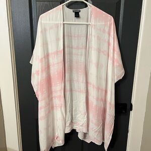Steve Madden Pink and White Kimono